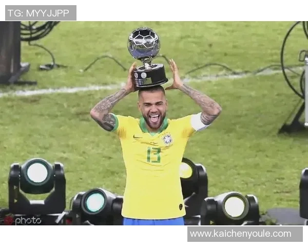 足球明星初期踢的位置揭秘从前锋到门将的多样经历